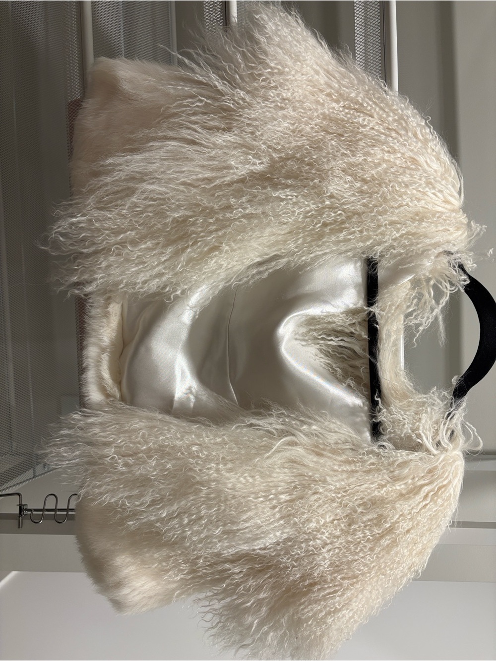 Carmen Marc Valvo Ivory Fur Shrug